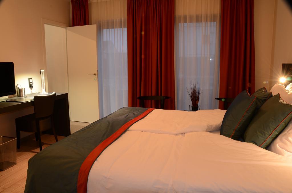 Abalona Hotel & Apartments Dendermonde Zimmer foto